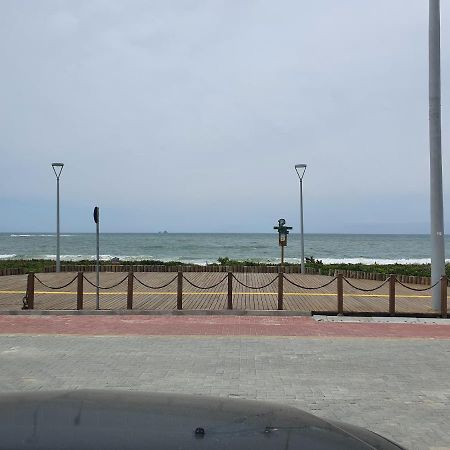 Apto Solar Da Praia Piçarras Extérieur photo