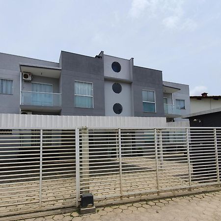 Apto Solar Da Praia Piçarras Extérieur photo